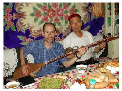 Xinjiang_PRC/Xinjiang_2003/Urumqi_duojam2.jpg