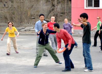 Xinjiang_PRC/Xinjiang_2006-2007/Urumqi/Friends_and_Associates/Ultimate_Frisbee/2007/DSCF6417.jpg