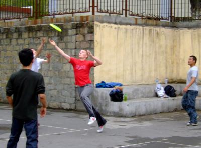 Xinjiang_PRC/Xinjiang_2006-2007/Urumqi/Friends_and_Associates/Ultimate_Frisbee/2007/DSCF6548.jpg