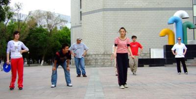 Xinjiang_PRC/Xinjiang_2006-2007/Urumqi/Friends_and_Associates/Ultimate_Frisbee/2007/DSCF7264.jpg