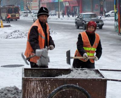 Xinjiang_PRC/Xinjiang_2006-2007/Urumqi/Street_Scenes/scenes_Urumqi_Winter/DSCF3733.jpg