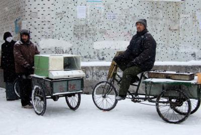 Xinjiang_PRC/Xinjiang_2006-2007/Urumqi/Street_Scenes/scenes_Urumqi_Winter/DSCF3815.jpg